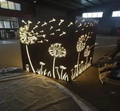 环翠耐候钢灯箱